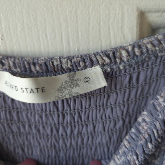 Altard State Smocked Babydoll Dress Lavender Floral Boho Peasant Size Small LS - Picture 6 of 10